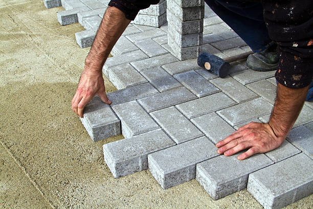 Best Concrete driveway pavers in Fox Lake Hls, IL